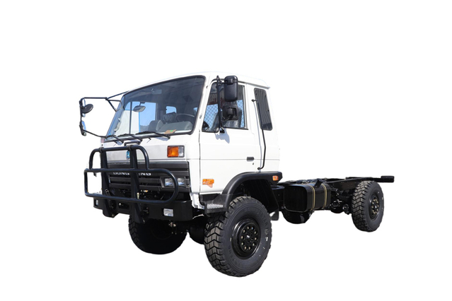 加长款东风四驱EQ2070越野底盘_153专用车改装_4×4平头170/190/210马力越野二类车