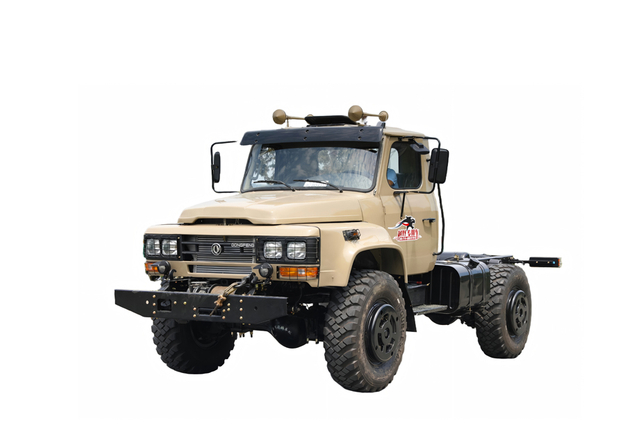 东风尖头EQ2070运兵车底盘_4×4越野专用车3.5吨小钢炮出口_190马力四驱卡车定制