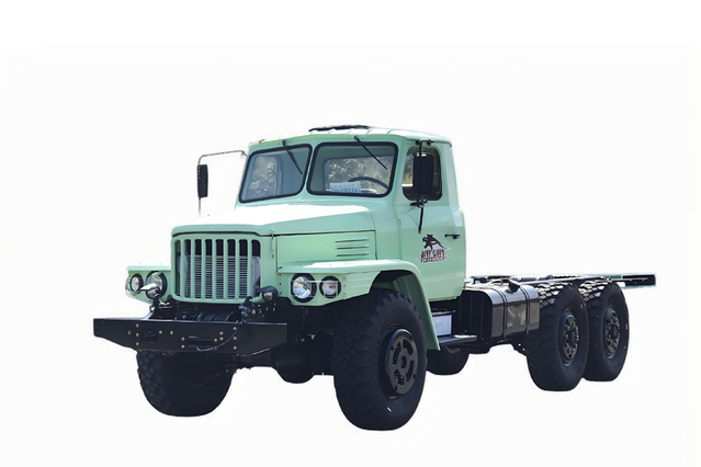 底盘EQ2100E6D越野军车_六驱245尖头140道路运输卡车_6×6东风经典190马力长头专用载货