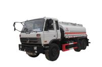 国四190马力EQ2102G越野专用5m³加运油罐车_六驱245平头145厂家_6×6东风经典210马力6/8/10/12/14/15/20/30方水车配置价格