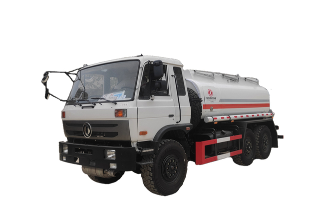 国四190马力EQ2102G越野专用5m³加运油罐车_六驱245平头145厂家_6×6东风经典210马力6/8/10/12/14/15/20/30方水车配置价格