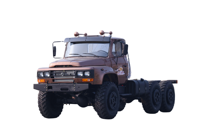 底盘EQ2100E6D越野专用道路运输车_六驱245尖头140卡车_6×6东风经典长头载货军车新款190马力