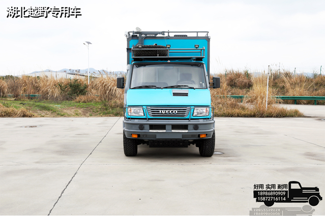 4×4依维柯四驱越野型房车_四驱户外旅游旅居车定制_家用一体式自行房车改装