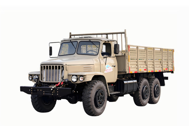 6×6经典EQ2100E6D军车_六驱245尖头140运输车_190马力载货车越野专用卡车