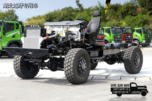 定制性4×4越野专用底盘_前5吨后7吨全驱动四类底盘_四驱后单胎双桥车