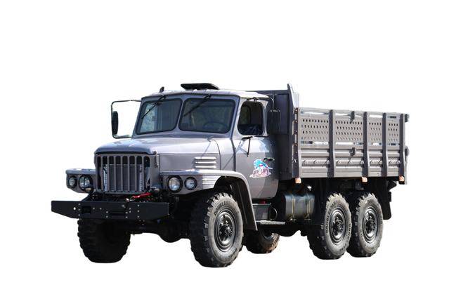 EQ2082E6D越野专用卡车电话_东风六驱240/140载货170/190/210马力厂家_6*6经典25Y专用车出口报价_ 2.5/4/5/6/8/10吨全驱工程运输车定制自卸/厢式