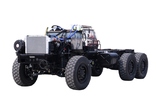 右/左舵6×6康明斯330/300马力越野专用卡车三类底盘_东风六驱独立悬架_6×6经典平台应急救援/消防主战/野外勘探/装甲防护/工程作业/沙漠运输/矿山重载等高端/特种专用车改装